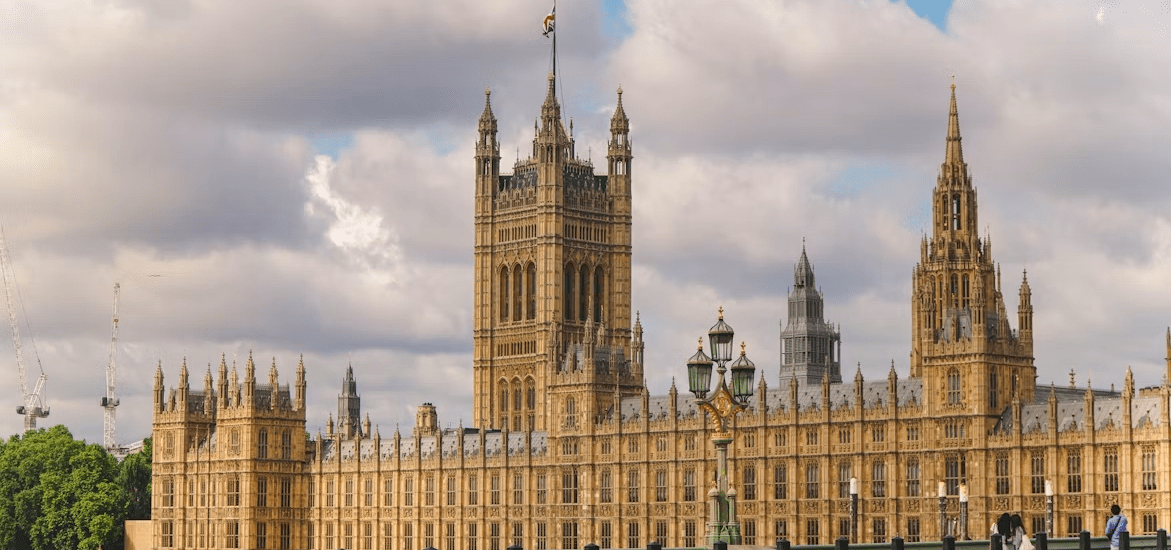 Reflections on the Proposed 10-Year Route to ILR Under Fire: House of Lords Challenges the Government’s ‘Earned Settlement’ Plan